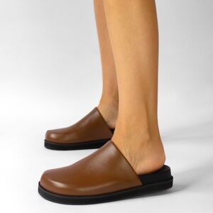 Senso Zen flat leather mules Size 10